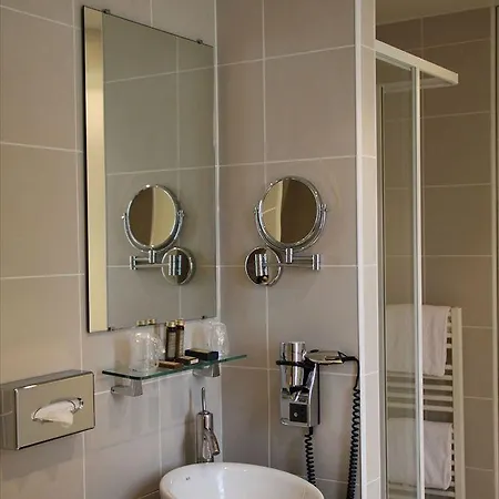 Villathena 2 Hotel 3*