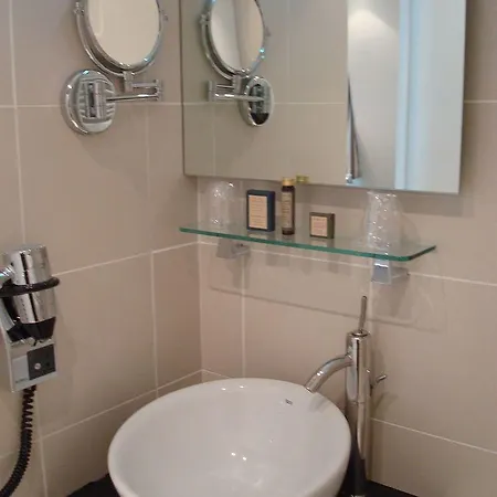Villathena 2 Hotel